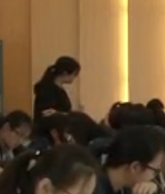 人教課標版高中英語必修5 Unit 4 Making the news“Unforgettable”, says new journalist重慶