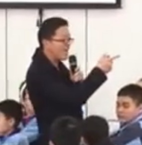 成都人教新目標大賽一等獎聽說課Unit 4 Don’t eat in class section A 1a-1c1號選手