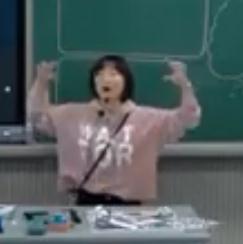 ţgְUnit 6 Whose dress is this(Story time)ϾкӢСW	