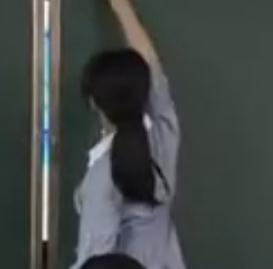 ʐ۰꼉σUnit 2 Looking Different Topic I have a small nose Section Aʡ(yu)n