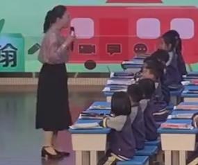 部編教材小學(xué)語(yǔ)文優(yōu)質(zhì)課現(xiàn)場(chǎng)課大賽(臨沂)【觀(guān)摩比賽+逐字稿】《動(dòng)物兒歌》教學(xué)視頻